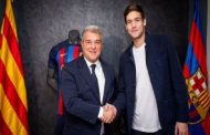 رسميًا: برشلونة يمدد عقد ماركوس ألونسو حتى 2024...