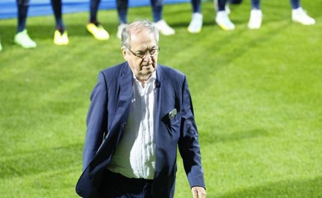زيدان يقصي رئيس الاتحاد الفرنسي من منصبه...