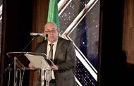 إشراف ربيقة على حفل تسليم الجوائز للفائزين في الطبعة ال27 لجائزة أول نوفمبر 1954