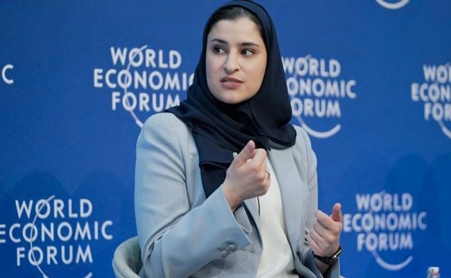 سارة الأميري بلغت بطموحها المريخ...
