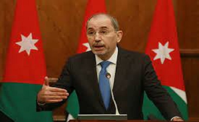 أول زيارة لمسؤول أردني منذ 2011…الصفدي يصل سوريا ويلتقي الأسد