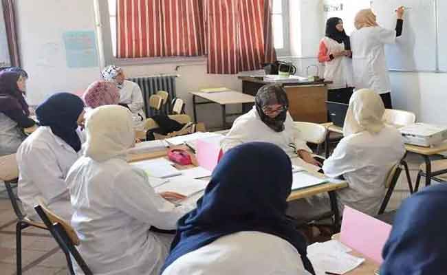 انطلاق التكوين البيداغوجي لفائدة الأساتذة المدمجين بقرار رئيس الجمهورية