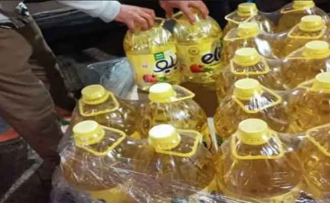 توقيف مضارب وحجز كمية من زيت المائدة المدعم بالبيض