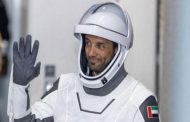 مكالمة من الفضاء مع سلطان النيادي...