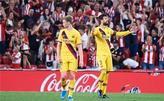 خلاف بين بيكيه ودي يونغ يدفع المانشستر يونايتد للتدخل...
