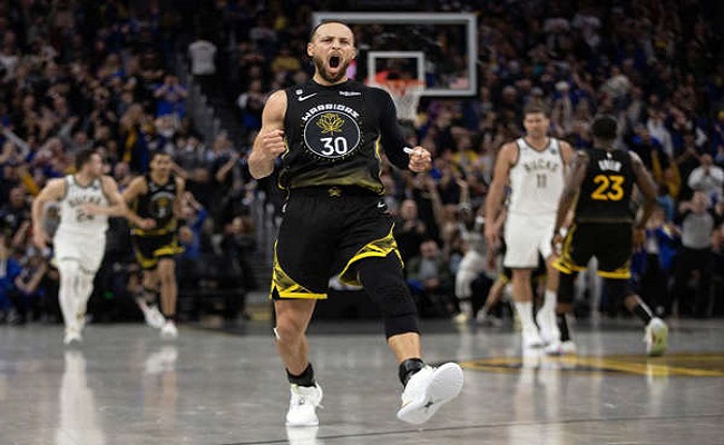 NBA صحوة ستيفن كري المتأخرة تقود وريورز للفوز على باكس بعد وقت إضافي...