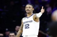 NBA تُوقف جا مورانت نجم غريزليز 8 مباريات بسبب فيديو يحمل فيه مسدسًا...