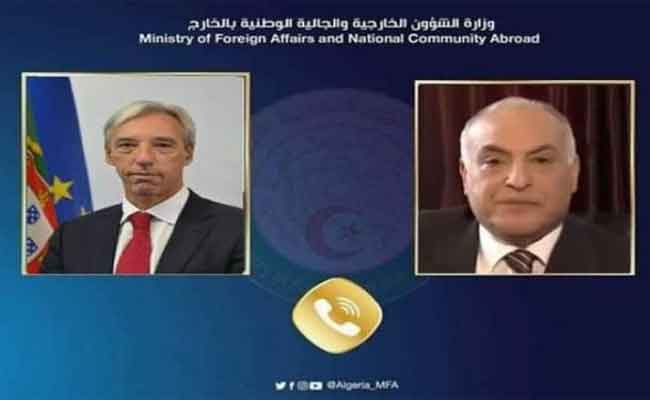 عطاف يجري محادثات هاتفية مع نظيره البرتغالي