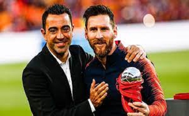 لاعبو برشلونة يؤيدون عودة ميسي...