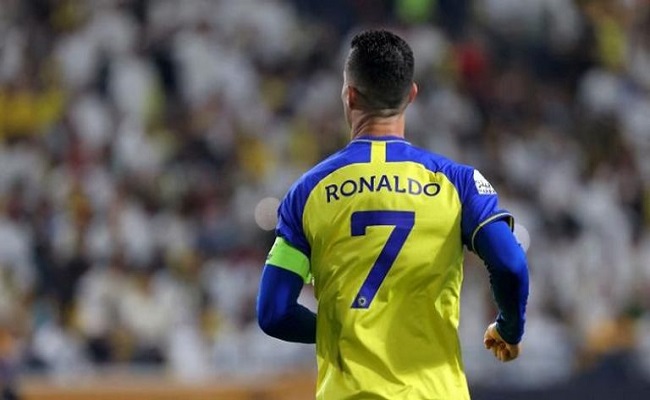 هل يرحل كريستيانو رونالدو عن نادي النصر؟