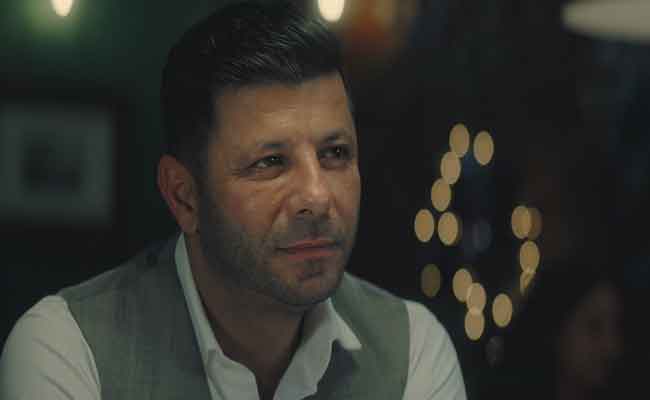 اياد نصار يقدم بصوته رواية