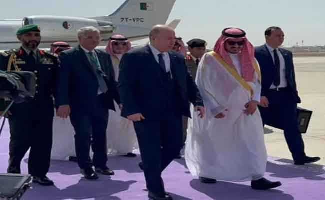 بن عبد الرحمان يصل إلى جدة لتمثيل تبون في أشغال القمة العربية