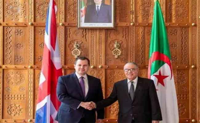 استقبال بلاني لوزير الهجرة ونائب وزير الداخلية البريطاني