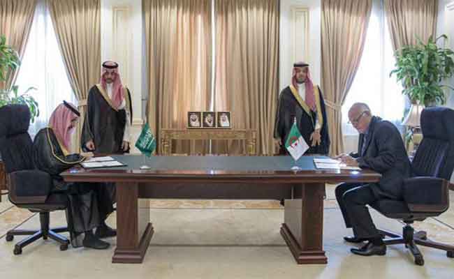 الجزائر والسعودية توقعان اتفاقية إنشاء مجلس التنسيق الأعلى