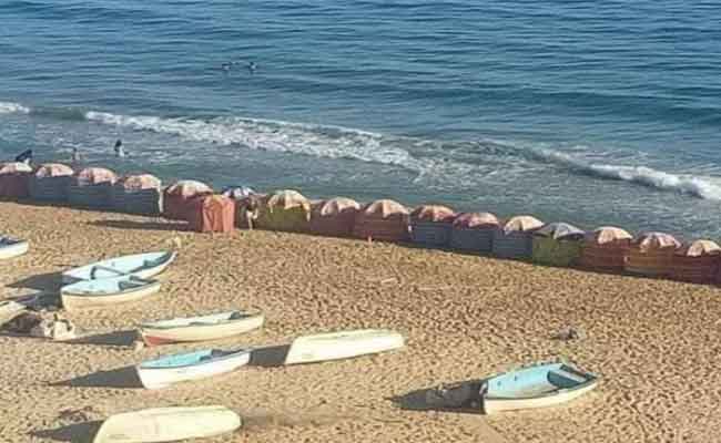 وزير الداخلية يشدد على مجانية دخول الشواطئ وردع الاستغلاليين