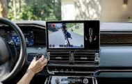 لعطل في الكاميرا فورد تستدعي 422 ألف سيارة...