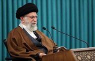 خامنئي: أياد أجنبية تعمل على خلق مشاكل بين إيران وجاراتها