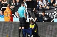 السماح للمشاهدين بالاستماع للمحادثات بين الحكم ومسؤولي الـVAR في مباراة ليفربول وليستر سيتي...