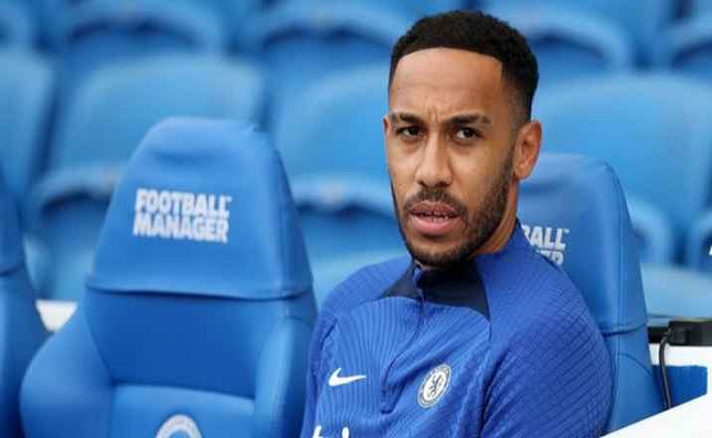 أوباميانغ وافق على العودة إلى برشلونة براتب منخفض...