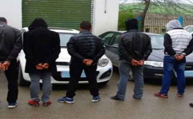 الإطاحة بشبكة إجرامية متورطة في سرقة محل للمجوهرات بتيزي وزو