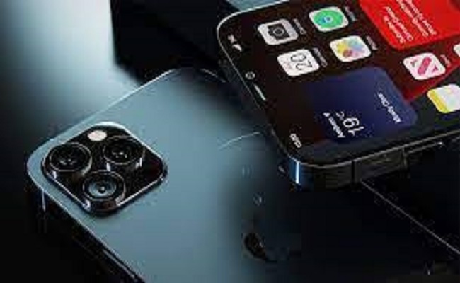 أبل تزيح الستار عن نظامها الجديد iOS 17 لهواتف آيفون...