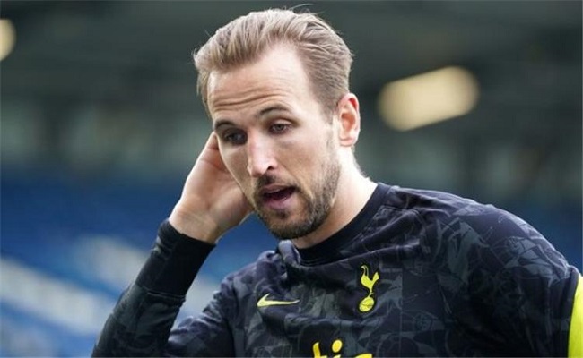 هاري كين متردد بين الانتقال إلى مانشستر يونايتد أو ريال مدريد...