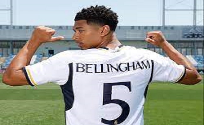 بيلينغهام سيرتدي الرقم 5 مع ريال مدريد...