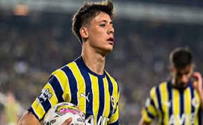 عمره 18 عاما من هو أردا جولر الذي يريد ريال مدريد التعاقد معه؟