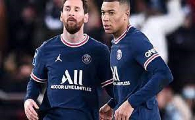 تقرير: ميسي نصح مبابي بالانتقال لريال مدريد