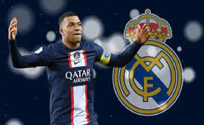 مقابل 250 مليون يورو باريس سان جيرمان يوافق على انتقال مبابي إلى ريال مدريد...
