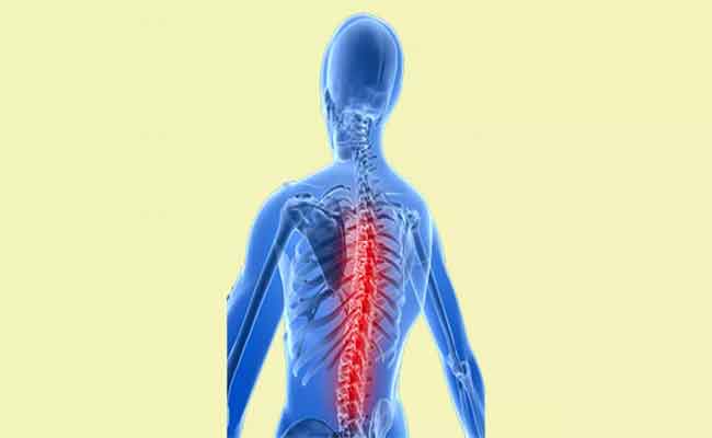 ألم الظهر...اكتشفي العلامات التي تتطلب استشارة الطبيب