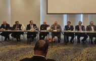 لقاء وزير المالية بالجالية الجزائرية في جنوب إفريقيا