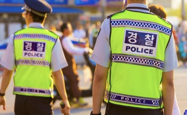إصابة عشرات في حادث طعن بكوريا الجنوبية