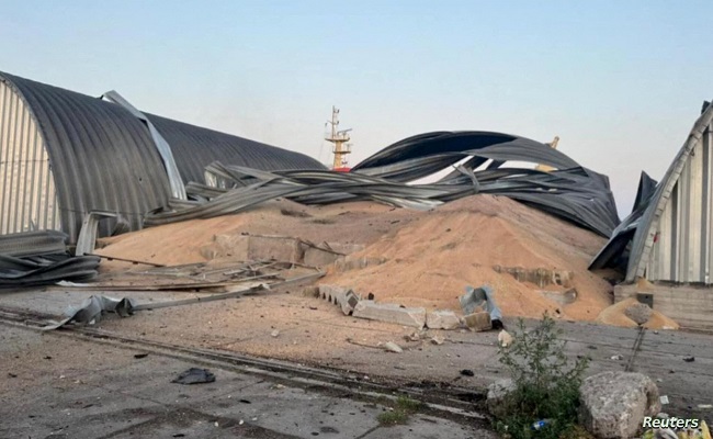 روسيا تقصف ميناء ومخازن للحبوب في منطقة أوديسا