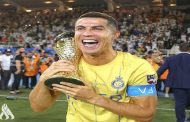رونالدو سعيد بأول ألقابه مع النصر...