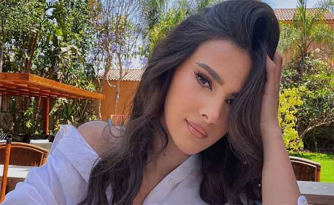 دنيا سمير غانم توافق على تقديم موسم جديد من مسرحية