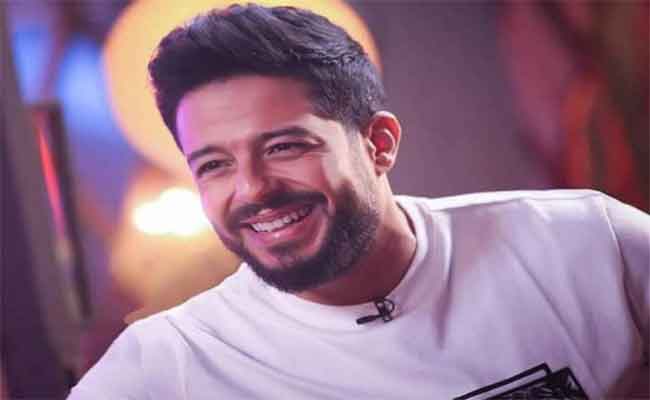 محمد حماقي ينعش أواخر الصيف ب