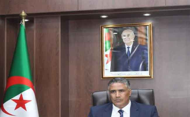 وزير السكن يأمر باستكمال كل مشاريع المؤسسات التربوية العالقة