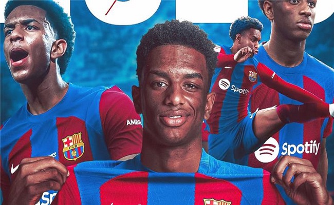 برشلونة يمدد عقد أليخاندرو بالدي حتى 2028...