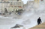 حذر وترقب وإجراءات احترازية في مصر مع قرب الإعصار 