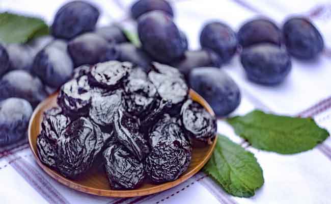 فوائد القراصيا للرجيم مهمة رغم عدد سعراتها...طبيبة تتحدث