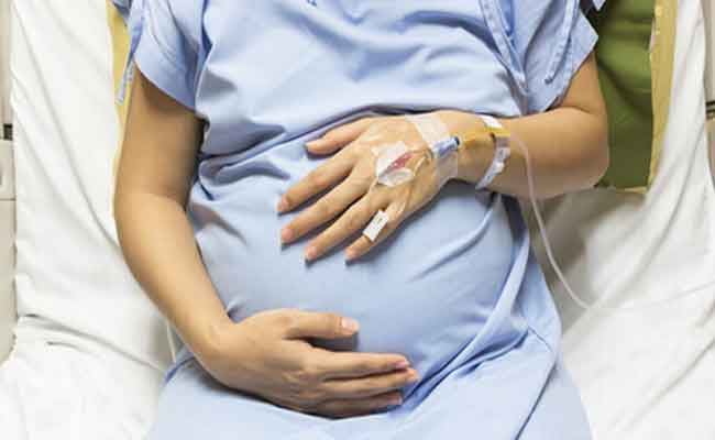 أضرار إجراء الولادة المتأخرة بعد الشهر التاسع...