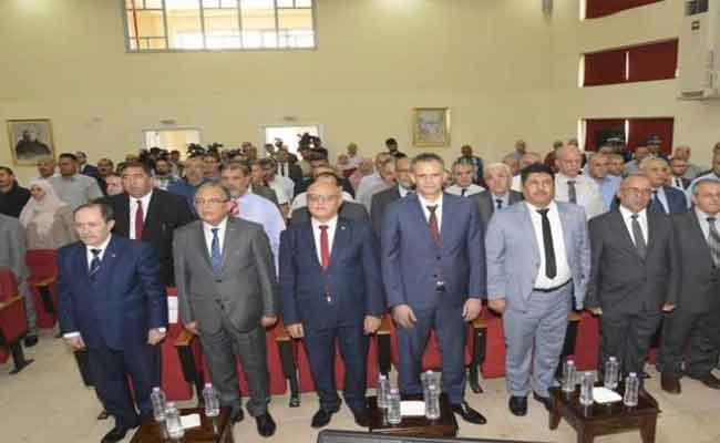 إشراف بلعابد على مراسيم الاحتفال باليوم العالمي للمعلمين