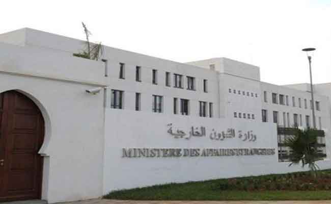 الجزائر تقرر إرجاء تحضيرات الوساطة في الأزمة الجزائرية