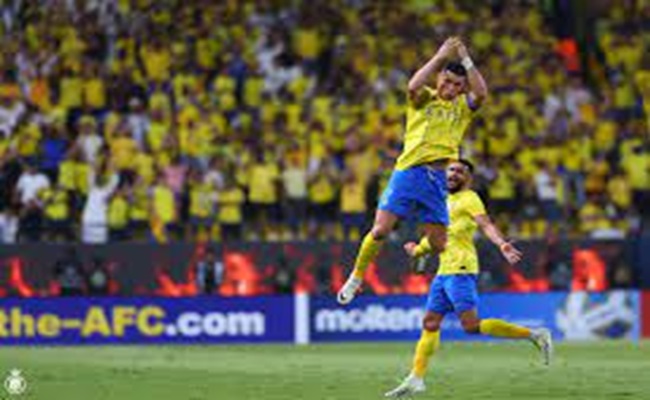 رونالدو يقود النصر للفوز على الدحيل برباعية في دوري أبطال آسيا...