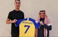 رونالدو سيمدد تعاقده مع النصر حتى 2027...