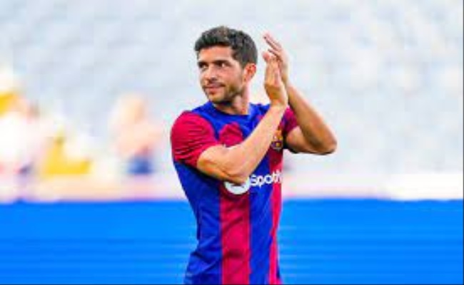 سيرجي روبيرتو يعيش موسمه الأخير في برشلونة...