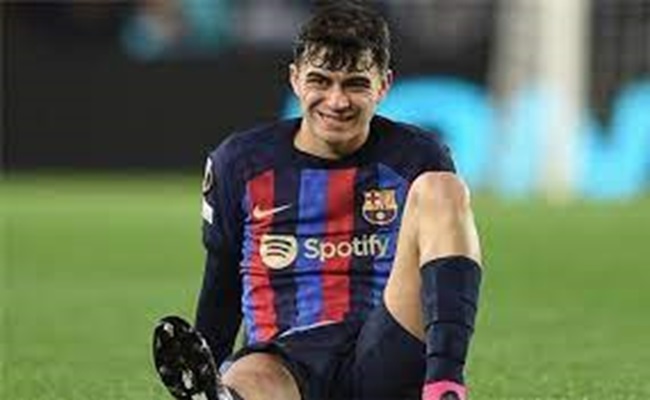 موقف بيدري من المشاركة في مباراة برشلونة ضد ريال مدريد...