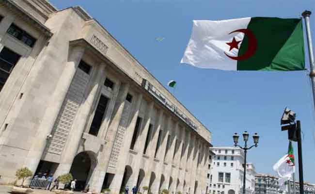 المجلس الشعبي الوطني يدرس 43 تعديلا مقترحا على مشروع قانون المالية