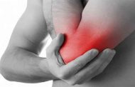 إصابات عضلات الذراعين وتمزق الأوتار...طبيب يتحدث